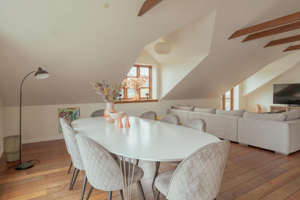Penthouse / 4 Bedroom / Downtown / Harbour View Torshavn Ngoại thất bức ảnh