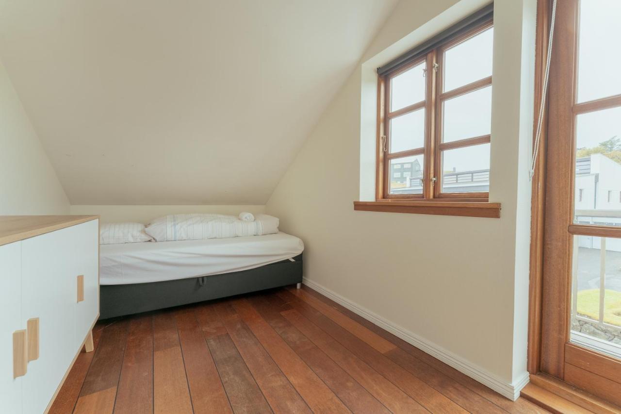 Penthouse / 4 Bedroom / Downtown / Harbour View Torshavn Ngoại thất bức ảnh